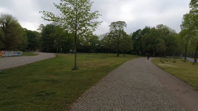 37 km Wanderung durch Düsseldorf: Von Kaiserswerth nach Benrath via Unterbacher See смотреть онлайн
