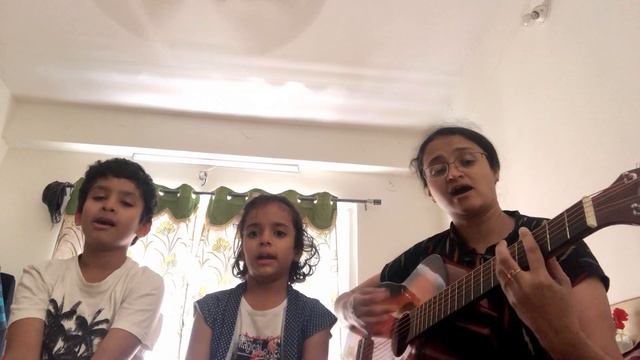 A gift to you | English song for kids | Performed live смотреть онлайн