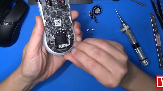 【帝亿电竞】雷蛇RAZER COBRA PRO眼镜蛇专业版鼠标拆解及编码器更换视频教程 смотреть онлайн