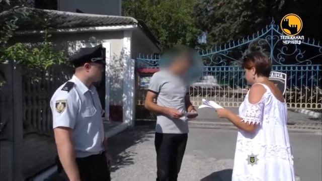 Поліція Буковини видворила за межі України іноземця. Чоловік є громадянином сусідньої держави смотреть онлайн