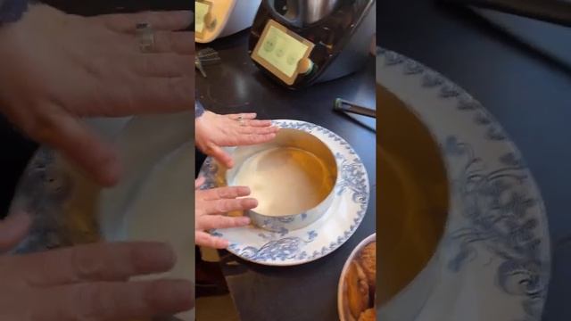 Recette: Tarte sans cuisson et salade de riz смотреть онлайн