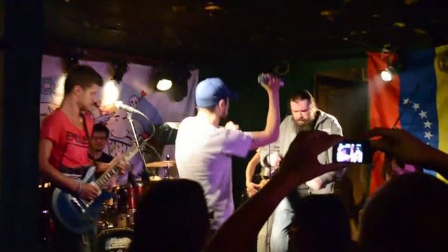 Пойманные Муравьеды - Джабулани (Live At Цоколь 01.09.2012) смотреть онлайн