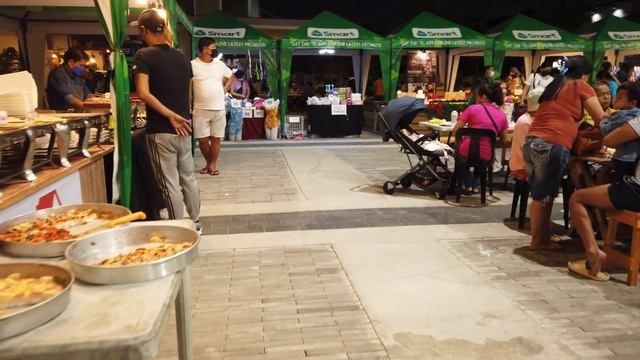 ALFRESCO DINING & LIVE BAND on WEEKEND HOLIDAY MARKET at THE INFINITY in Angeles City смотреть онлайн