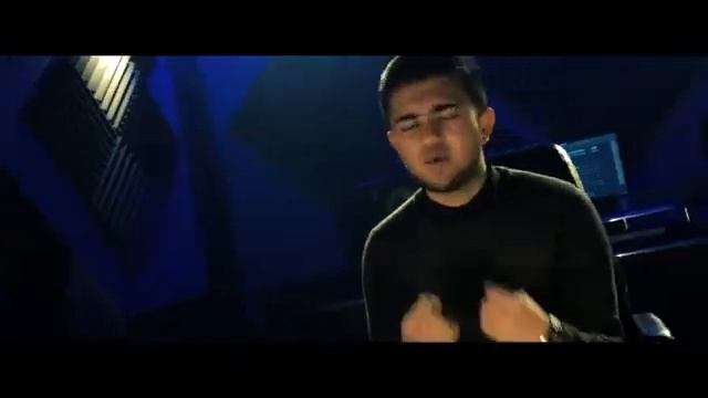 Uzmir va FaRmiX - Meni Aybim Official video смотреть онлайн