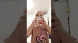 Как ребенку пить таблетки