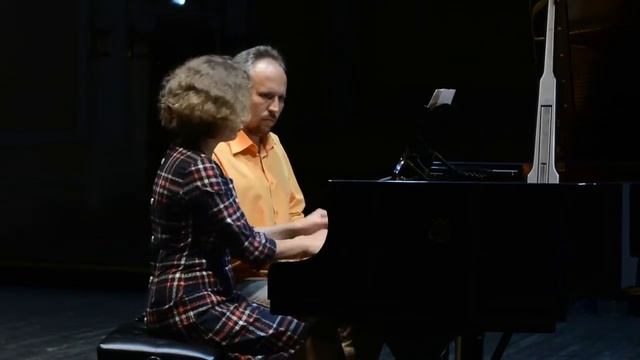 Ralf Reber (1946) Quasi Walzer Nadejda und Dmitry Karpov смотреть онлайн