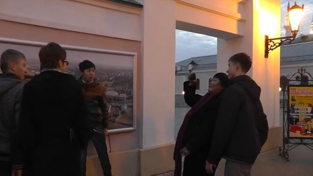 05.11.13 г. Казань, школьники из Улан-Уде в Кремле 00567 смотреть онлайн
