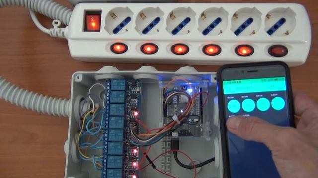 WIFI power strip controlled by Wemos D1 R2 over the Internet with Blynk смотреть онлайн