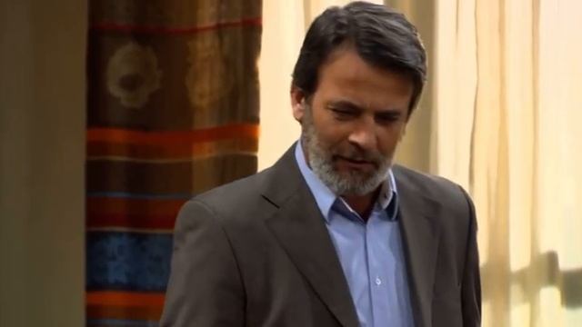 Tonči poziva Dinka nazad u vilu Zlatar | Larin izbor | epizoda 141 смотреть онлайн