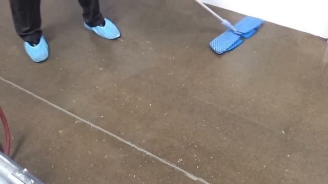 Cleanroom Cleaning - Figure 8 Mopping Technique смотреть онлайн