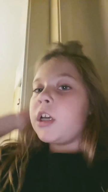 #МЕГА￼ЛИСЁНОКБлоггер #хейт #неподписывайтесь￼ смотреть онлайн