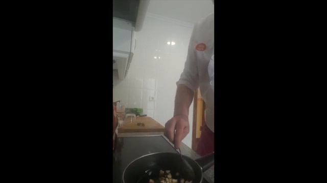 Pincho con oblea de arroz de LAJUANA gastrobar смотреть онлайн