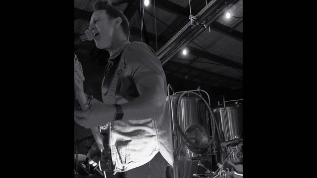 Chasing Cars (cover) Live - Brendan Allen Trio смотреть онлайн
