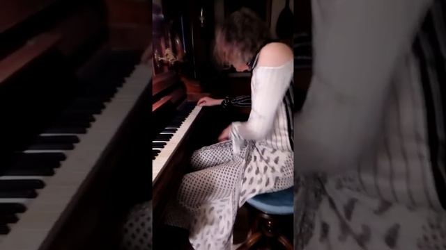 The Hesperus Theme смотреть онлайн