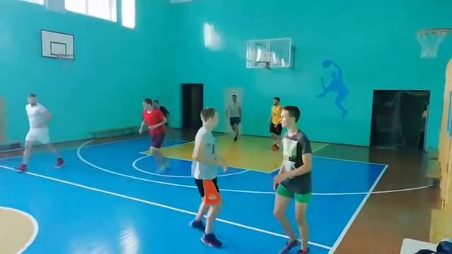 ВОРОНОВО! БАСКЕТБОЛ! (Среда,пятница 19.00) смотреть онлайн
