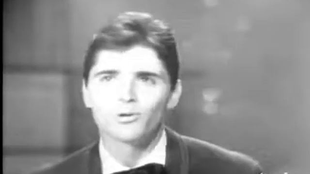 Sacha Distel "Je sais que je t'aime" (live officiel) | Archive INA смотреть онлайн