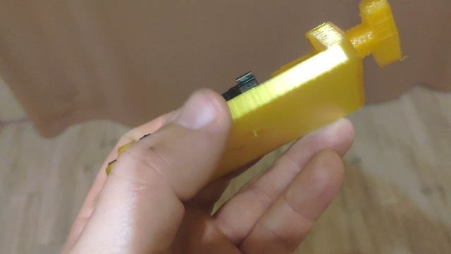 Устройство для извлечения выбрасывателя из затвора винтовки AR 15 смотреть онлайн