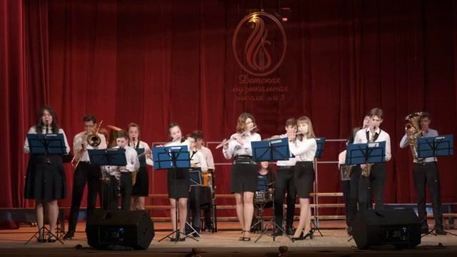 Артур Полонский Фокстрот " Цветущий май" Духовой оркестр ДМШ 3 г. Набережные Челны смотреть онлайн