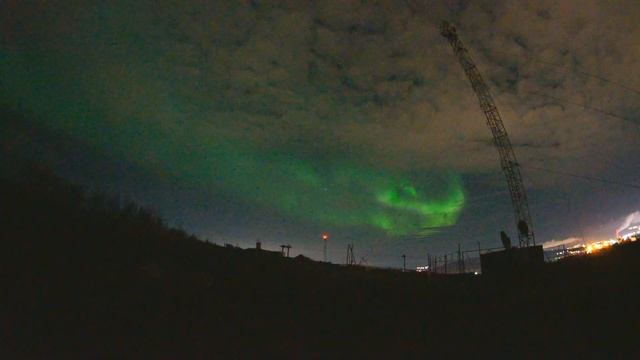 Сияние над Мурманском 14 октября (Aurora Borealis night Murmansk Sony a7II) смотреть онлайн