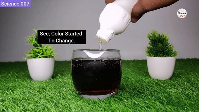 3 coca cola vs rin water /simple science experiment Never Mix These Two смотреть онлайн
