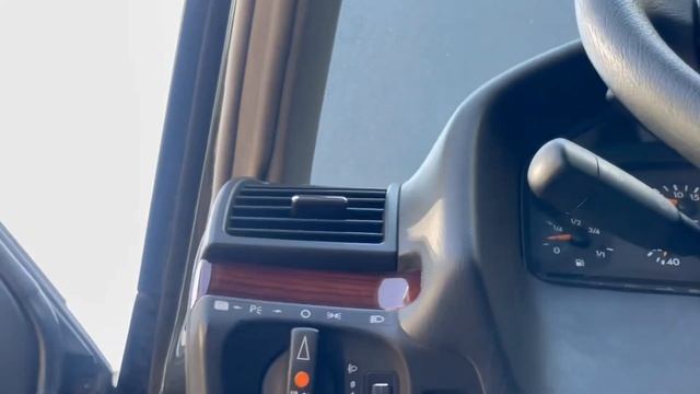 W140 Замена ламп в переключателе света и кнопке Рулевой колонки #w140 #w140club #w140amg #w140brabu смотреть онлайн