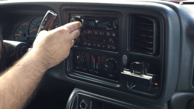 2003 CHEVROLET Silverado 2500HD, Ext-cab, 4x4, 6.6 Duramax Diesel, RED смотреть онлайн