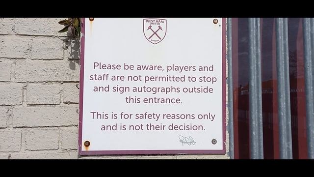 Up the Hammers! смотреть онлайн