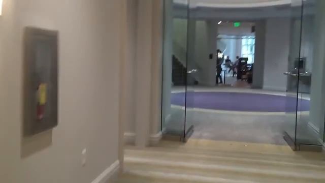 Cottrell Hall Tour смотреть онлайн