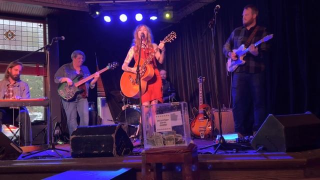 Sara Jean Stevens | ‘If You’re Ever in Oklahoma” (JJ Cale) at Fitzgerald’s смотреть онлайн