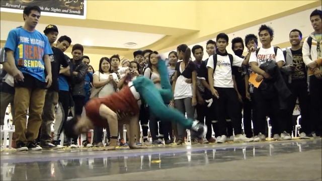 Trial Video: DC Kru Cypher @ Robinson's Main Atrium смотреть онлайн
