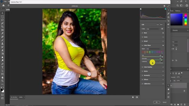 Moody Dark Green Color Grade in Photoshop Photo Editing | Camera RAW Preset смотреть онлайн