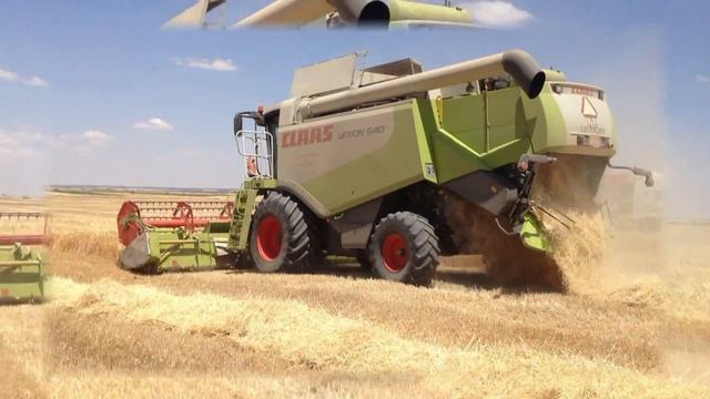 Claas Lexion 540. Cosecha De Cereal 2014