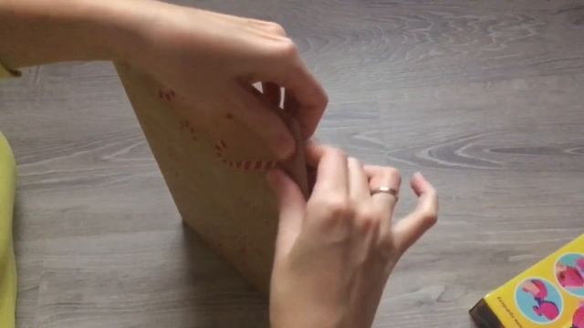 ASMR Gift Wrapping craft paper Упаковка подарков АСМР без шёпота смотреть онлайн