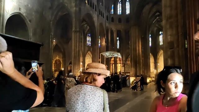 Выходной в Жироне 👍🍂🍁/ Прогулка по старому городу ⛪/ По городам и странам/ Girona España смотреть онлайн