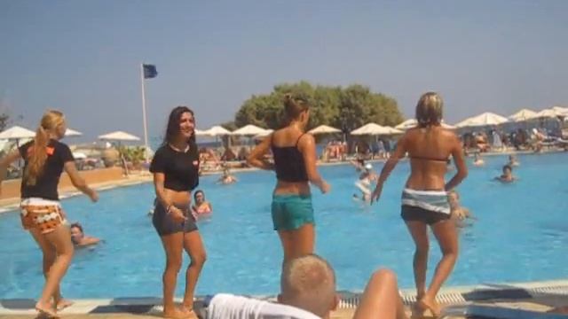 Pati & Gina смотреть онлайн