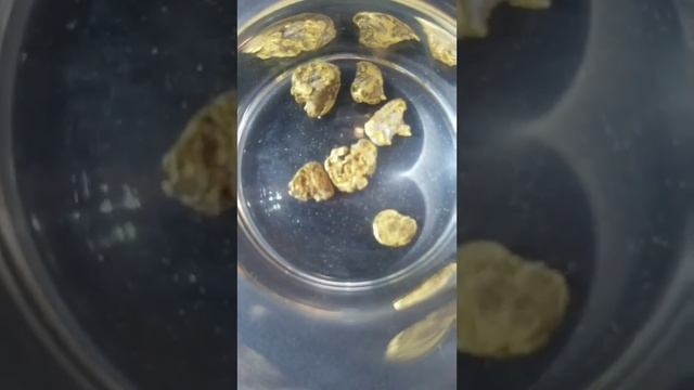 ОЧИЩАЕМ ЗОЛОТО ОТ КВАРЦА УКСУСОМ 30% 💥🔥😃