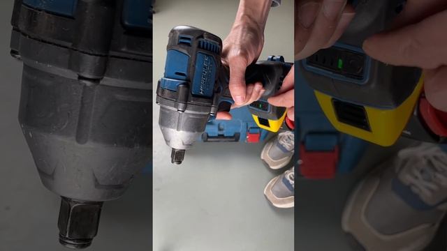 battery adapter - milwaukee m18 red lithium batteries to hercules 20v tools смотреть онлайн
