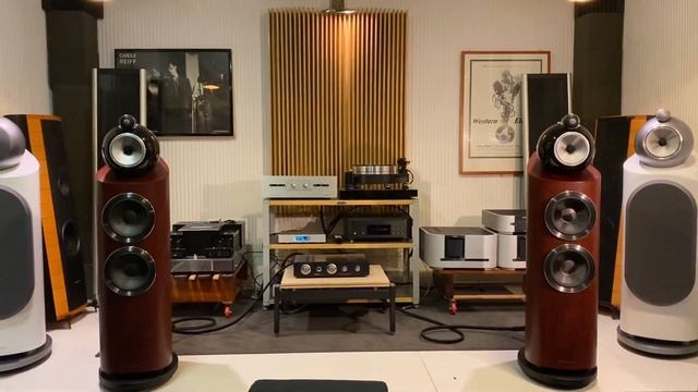 Bowers & Wilkins + Sugden смотреть онлайн