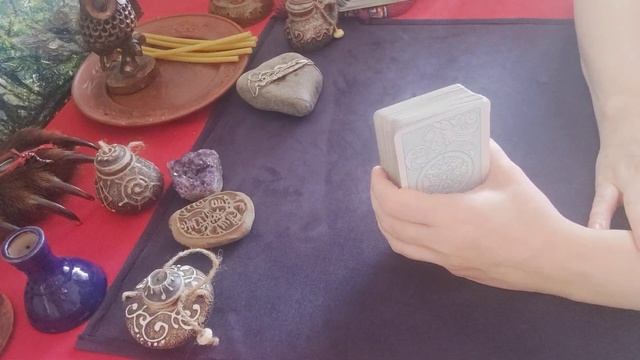 Магия ,как она есть. И, почему не все можно,далеко не все, смотреть общими раскладами. Оракул смотреть онлайн