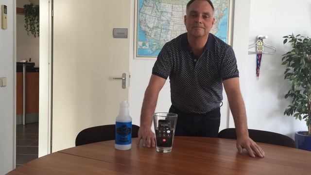 Iphone 6 in NOVEC1230 fluid смотреть онлайн