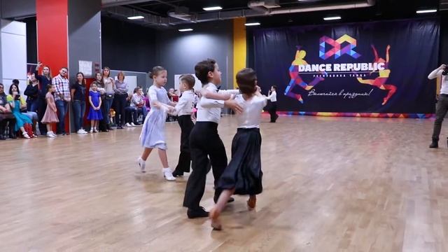 пара 109 Илясов Ярослав - Соловьева Ксения смотреть онлайн