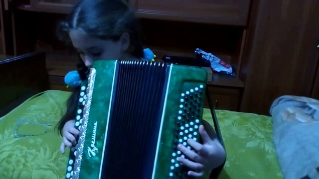 Ксения & баян смотреть онлайн