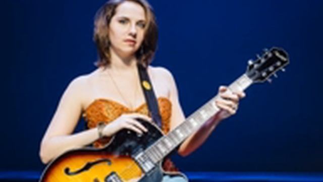 Genesis Lorraine - White Rabbit смотреть онлайн