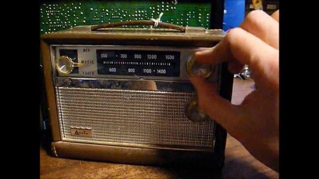 Arvin 61R58 8-transistor AM radio circa 1962 смотреть онлайн
