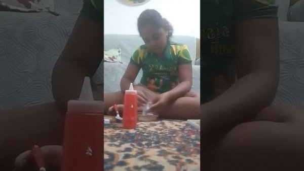 Testando a cola koala para fazer slime 🐨🐨