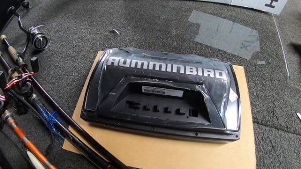 Humminbird Helix 8 Chirp GPS G3N Unboxing.