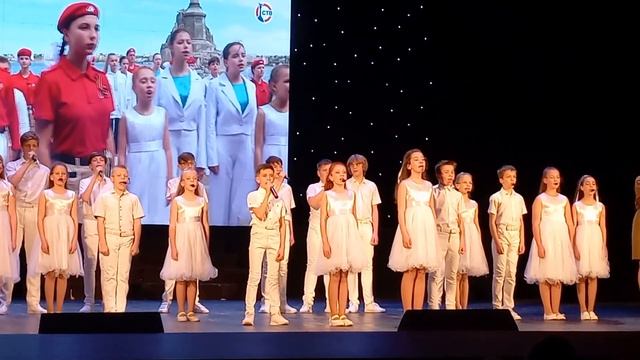 Полем, вдоль берега крутого. смотреть онлайн
