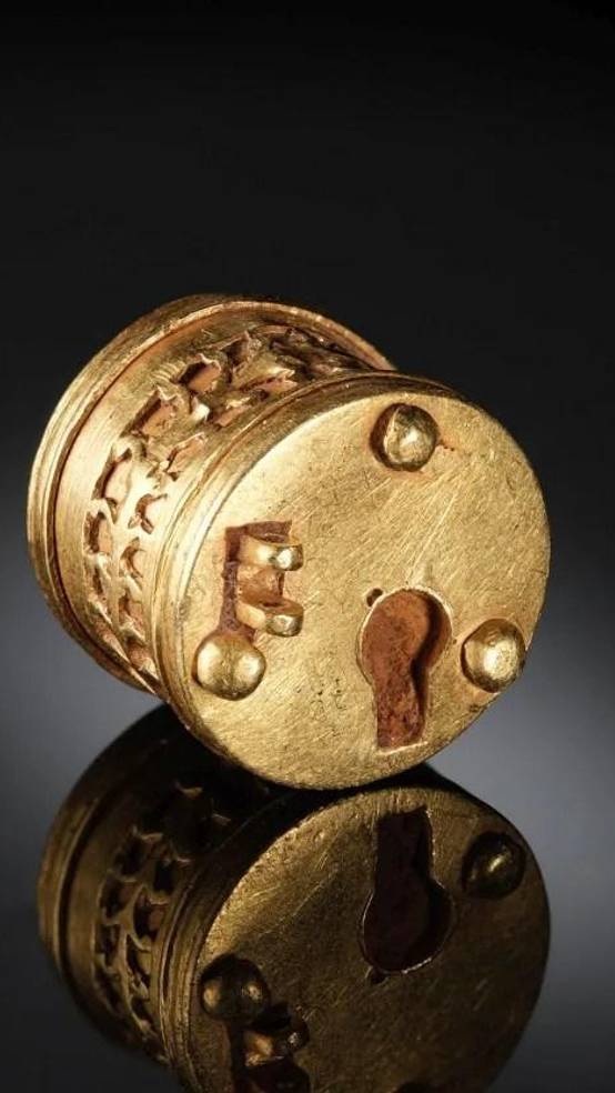 Золотой секретный замОк III века сенсационная древняя находка #артефакты #клады #редкости