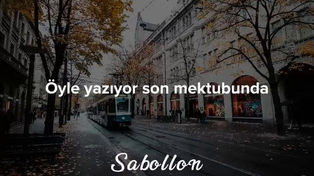 Nilüfer - Caddelerde Rüzgar (Sözleri)