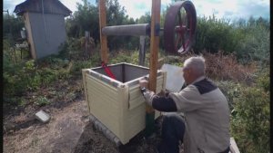 Как облагородить скважину на садовом участке